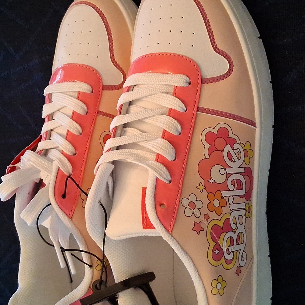 Women's‎ Barbie Sneakers Court Tennis Shoes Hot Pink Light Pink Floral Size 11